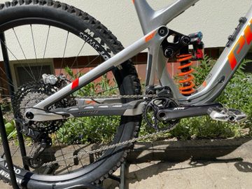 Used Pivot FIREBIRD Pro XT/XTR 2023 2023 Mountainbike, Light Gray, 29 — image 35 of 64