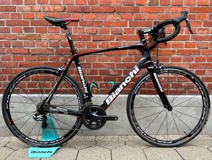 Bianchi - Infinito CV Carbon/Size 59/Shimano Ultegra Di2/7,6kg/Fulcrum/Good Condition, 2019