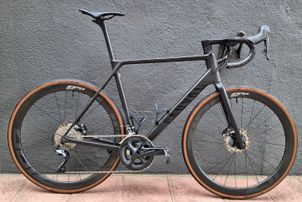 Canyon - Ultimate CF SL 8 Disc 2021, 2021