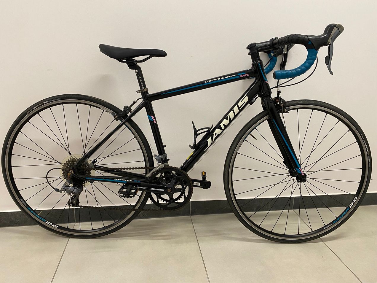 Jamis ventura road bike deals