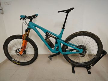 Używany Yeti SB130 TLR T2 2022 2022 Mountainbike — zdjęcie 1 z 8
