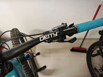 Używany Yeti SB130 TLR T2 2022 2022 Mountainbike — zdjęcie 5 z 8