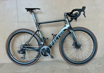 Factor - OSTRO VAM SRAM Force AXS 2022, 2022