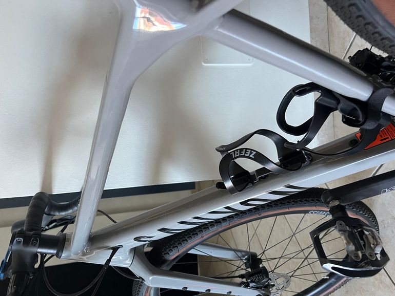 Used Canyon Grizl 6 2022 2022 Road & Gravel, Light Gray — image 6 of 7