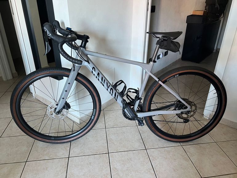 Used Canyon Grizl 6 2022 2022 Road & Gravel, Light Gray — image 1 of 7