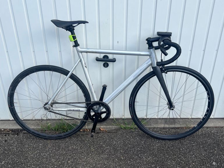 Used 8 Bar KRZBERG V7 2023 Road & Gravel, Light Gray — image 1 of 3