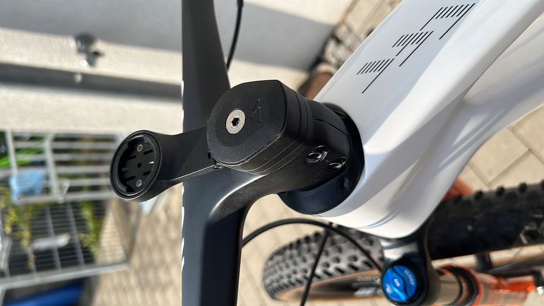 Used Canyon Lux World Cup CFR Team 2023 2023 Mountainbike, White, 29 — image 8 of 22