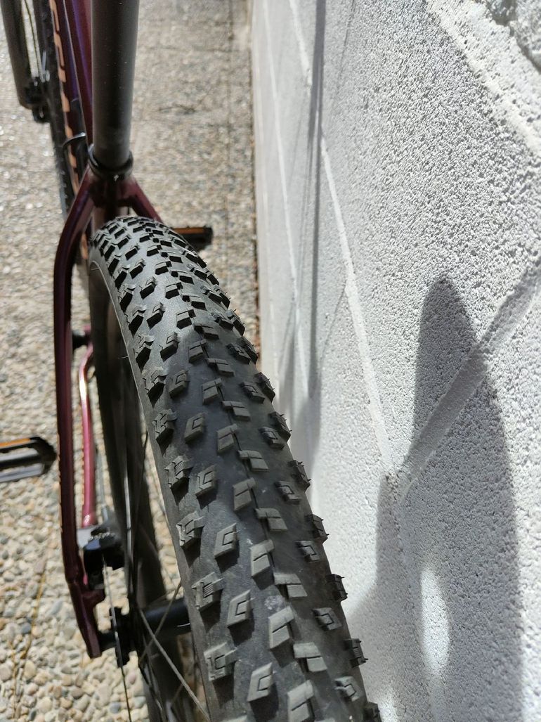 Used Specialized Chisel Hardtail Comp 2023 2023 Mountainbike, Red, 29 — image 23 of 26
