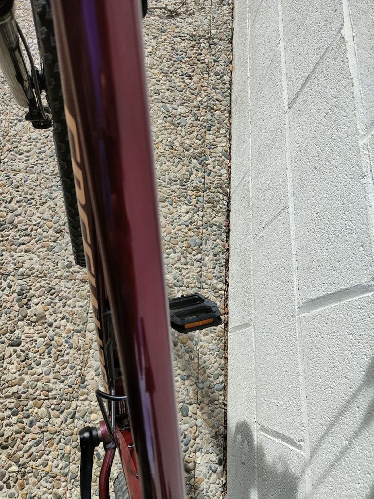 Used Specialized Chisel Hardtail Comp 2023 2023 Mountainbike, Red, 29 — image 16 of 26
