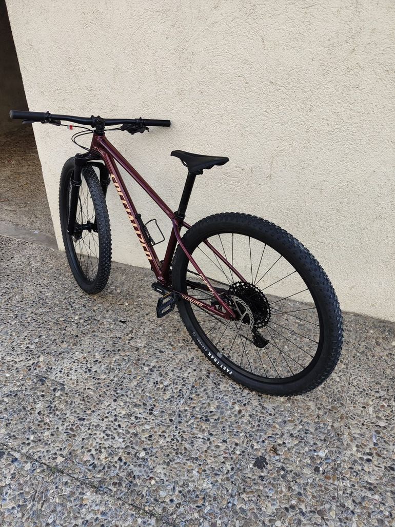 Used Specialized Chisel Hardtail Comp 2023 2023 Mountainbike, Red, 29 — image 3 of 26