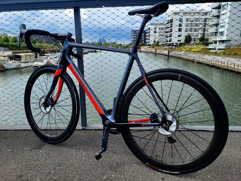 Used Basso Astra Dics m. Mavic Cosmic SLR 45 & Powermeter 2019 Road & Gravel, Red — image 2 of 13