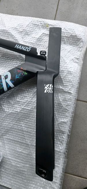 Factor - HANZO Frameset Premium 2023, 2023