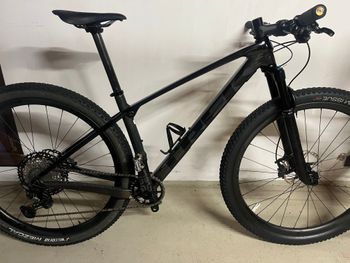 Trek - Supercaliber 9.8 XT 2022, 2022