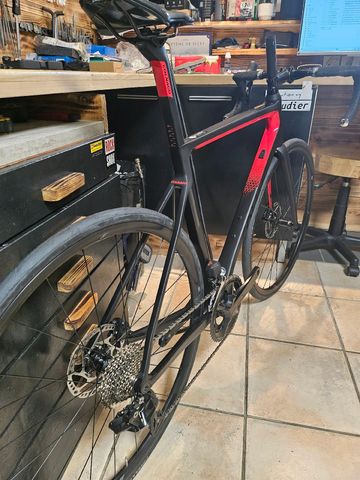 Brugt Colnago V3 Disc 105 Bike 2023 2023 Road & Gravel — billede 3 af 5