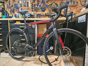 Brugt Colnago V3 Disc 105 Bike 2023 2023 Road & Gravel — billede 2 af 5