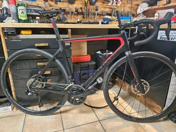 Brugt Colnago V3 Disc 105 Bike 2023 2023 Road & Gravel — billede 1 af 5