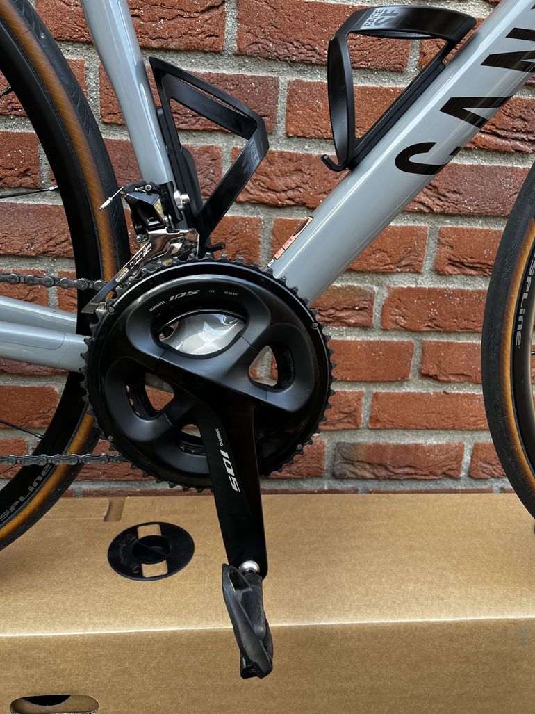 Used Canyon Ultimate CF SL 7 Disc 2020 Road & Gravel, Hellgrau — image 2 of 6