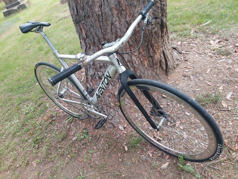 Used Aventon Mataro 2018 Road & Gravel — image 6 of 8