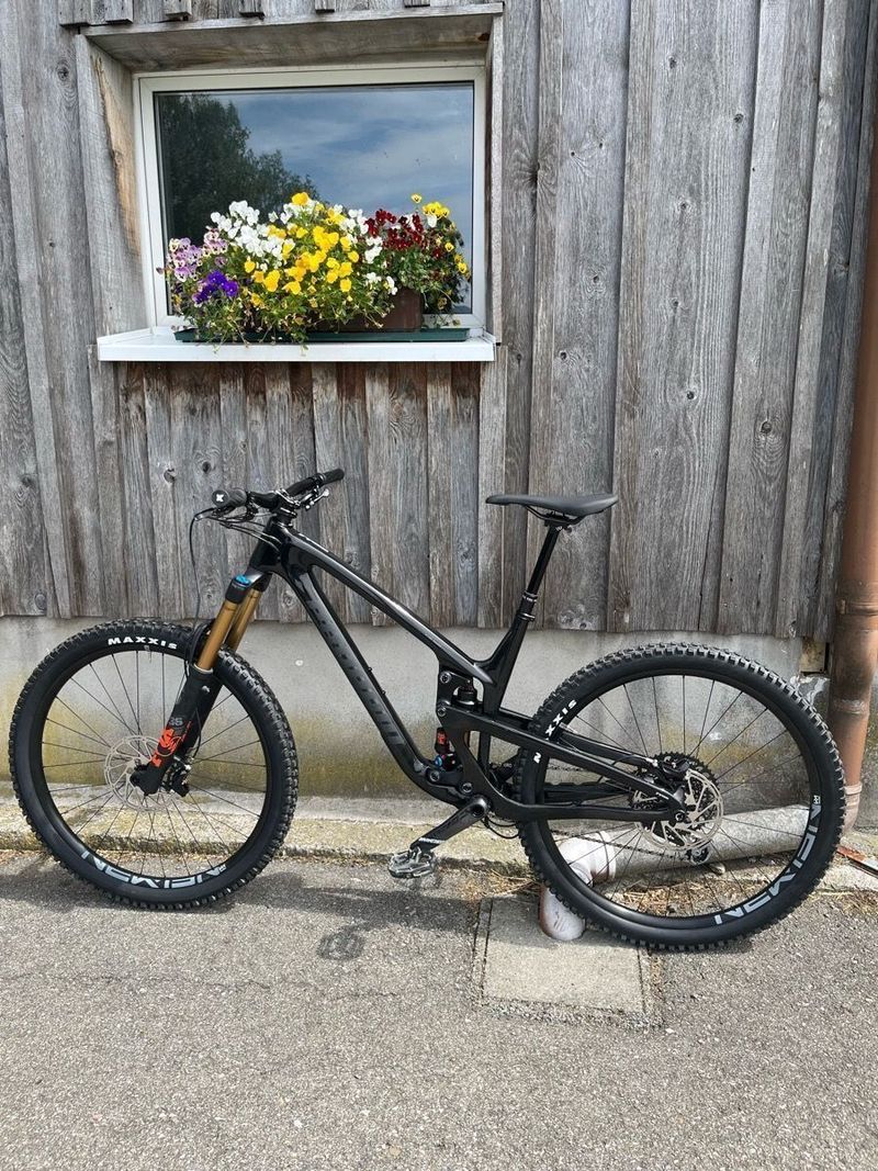 Używany Propain Tyee CF 29 2020 MTB