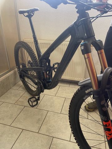 Used Propain Tyee CF 29 2020 Mountainbike, Black — image 5 of 7
