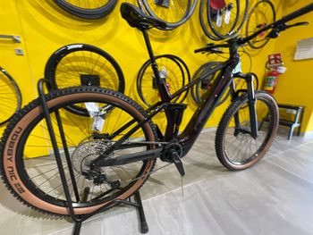 Used CUBE STEREO HYBRID BOSCH 140 HPC, RACE 750 2023 2023 Mountainbike, Rosso — image 4 of 4