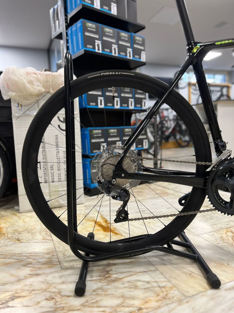 Used Bianchi Specialissima Ultegra 2023 Road & Gravel, Black — image 5 of 8