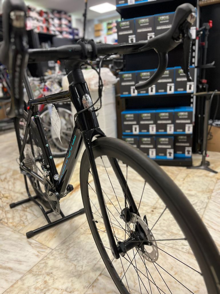 Used Bianchi Specialissima Ultegra 2023 Road & Gravel, Black — image 3 of 8
