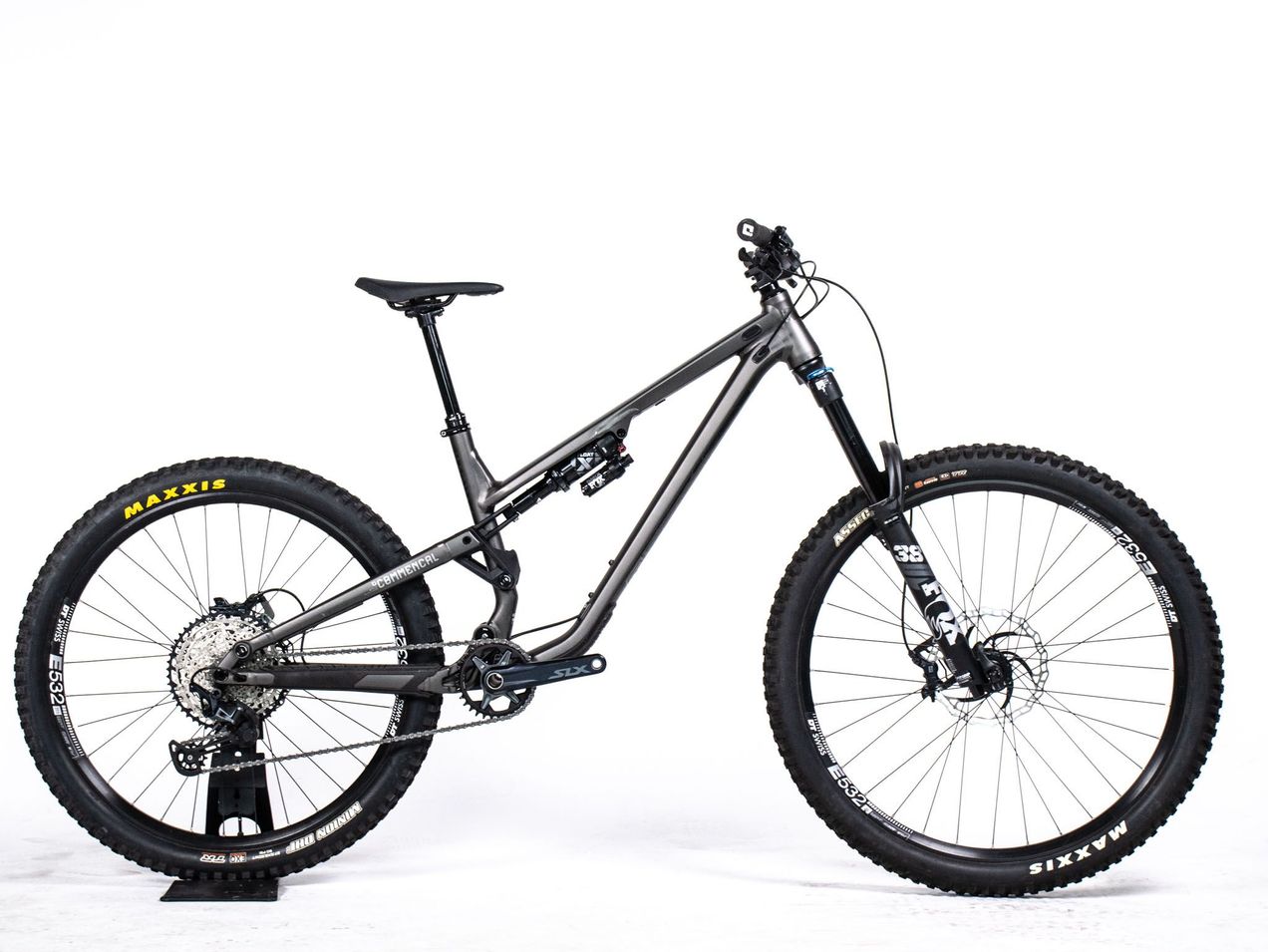 Shops commencal meta