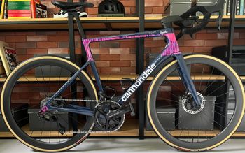 Cannondale - SuperSix EVO Hi-MOD Disc Dura-Ace Di2, 2022