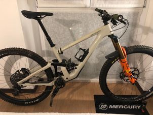 Specialized - Enduro Elite 2020, 2020