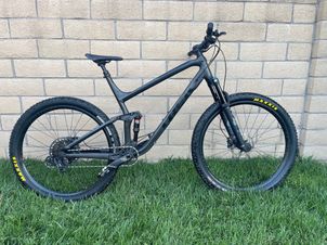 Trek - Fuel EX 8 2020, 2020