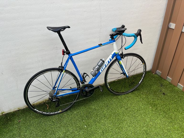 Giant Defy Advanced 3 used in XL buycycle Greece