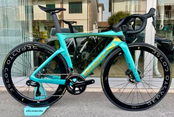 Bianchi - Oltre RC Durace Di2 2023, 2023