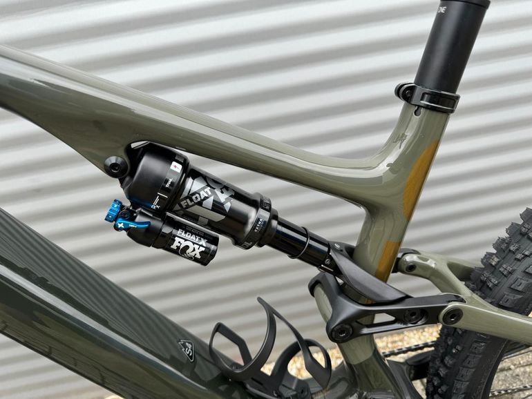 Specialized Turbo Levo SL Expert Carbon 2024 Mountainbike usato, Verde — immagine 9 di 11