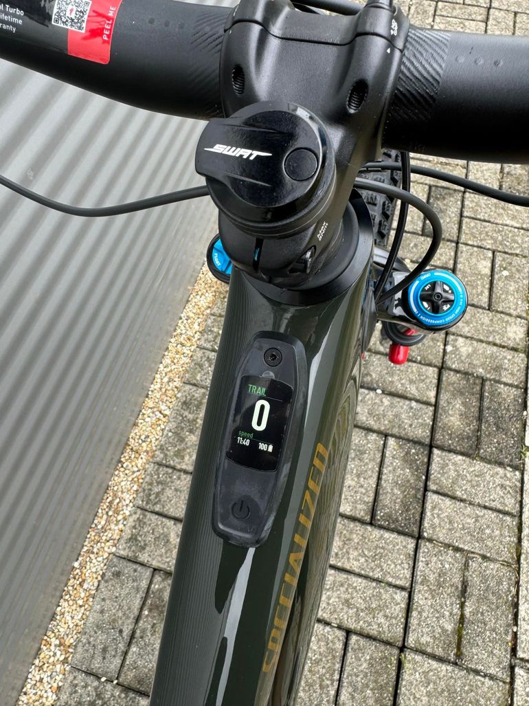 Specialized Turbo Levo SL Expert Carbon 2024 Mountainbike usato, Verde — immagine 6 di 11
