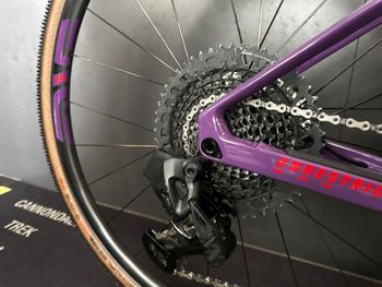 Used BMC URS 01 ONE 2022 2022 Road & Gravel, Morado — image 6 of 7