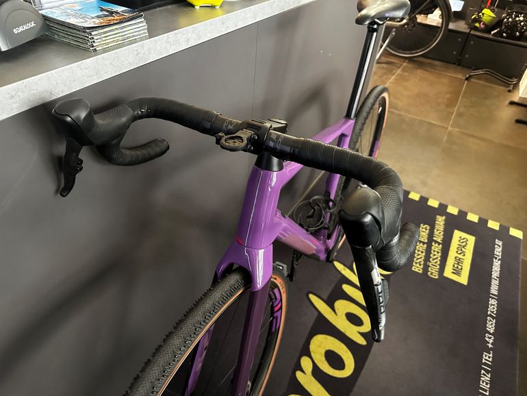 Used BMC URS 01 ONE 2022 2022 Road & Gravel, Morado — image 4 of 7