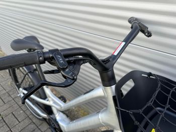 Used Specialized Turbo Como SL 5.0 2023 Mountainbike, Light Gray — image 2 of 7