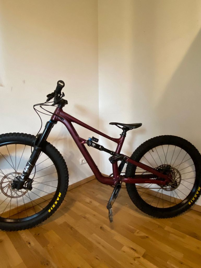 Used Specialized Status 160 2021 2021 Mountainbike — image 1 of 6