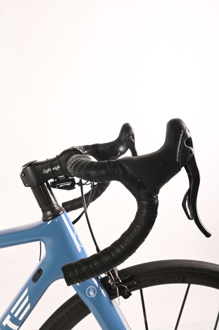 Used Lightweight Lightweight Carbon 2020 Road & Gravel, Blue — image 7 of 8