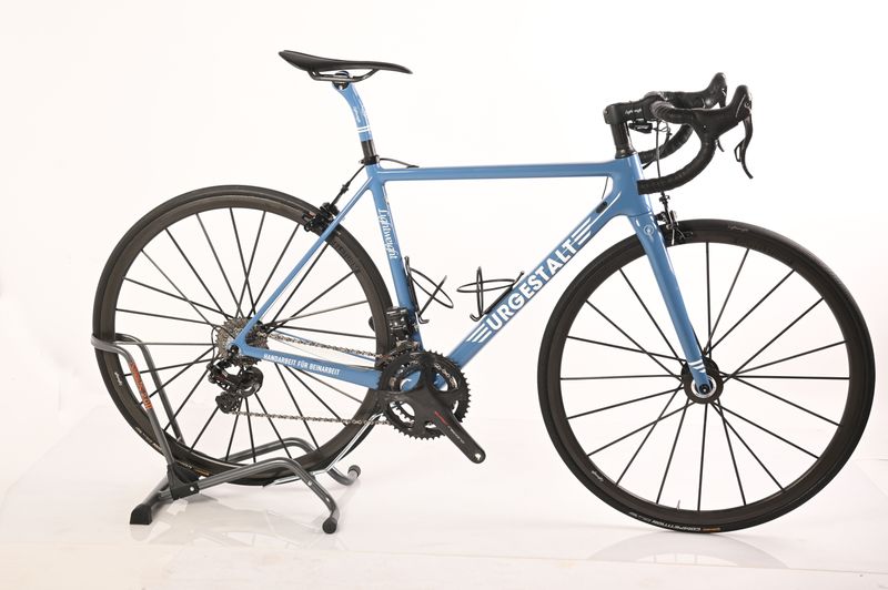 Used Lightweight Carbon 2020 Road & Gravel