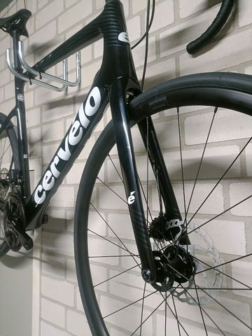 Tweedehands Cervélo Caledonia 105 Di2 2022 2022 Road & Gravel — afbeelding 4 van 6