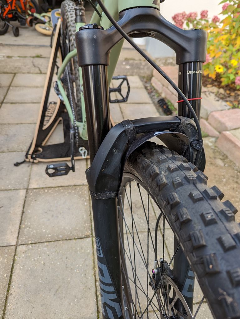 Used Canyon Stoic 4 2021 Mountainbike, Green — image 8 of 13