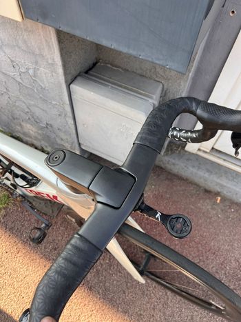 Used Trek Madone SL 7 eTap 2021 2021 Road & Gravel, Hellgrau — image 5 of 5