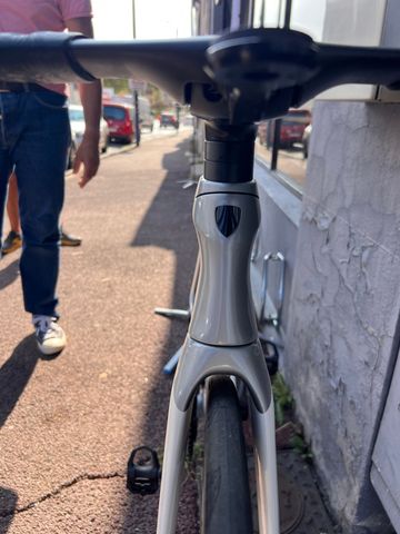 Gebrauchtes Trek Madone SL 7 eTap 2021 2021 Road & Gravel, Hellgrau — Bild 4 von 5