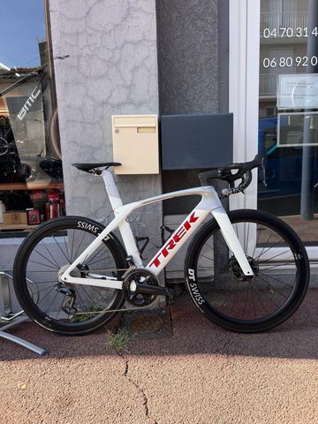 Gebrauchtes Trek Madone SL 7 eTap 2021 2021 Road & Gravel, Hellgrau — Bild 1 von 5