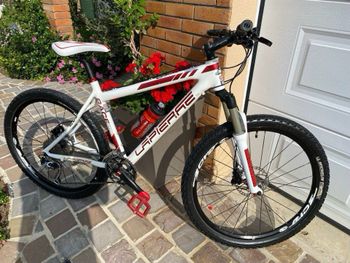 Used Lapierre Pro race 200 2011 Mountainbike — image 1 of 7