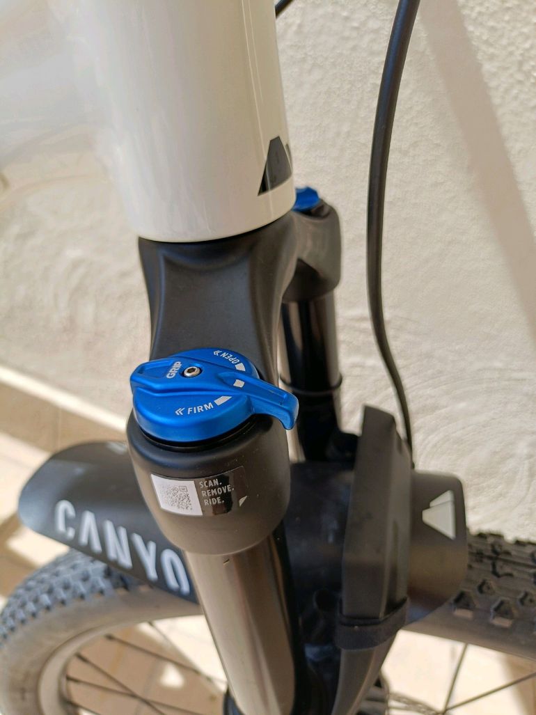 Used Canyon Grand Canyon 8 WMN 2023 2023 Mountainbike, White, 27.5, 29 — image 4 of 9