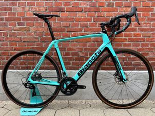 Bianchi - Infinito CV Disc Carbon/Size 59/Shimano 105/7,9kg/Fulcrum/Good Condition!, 2021