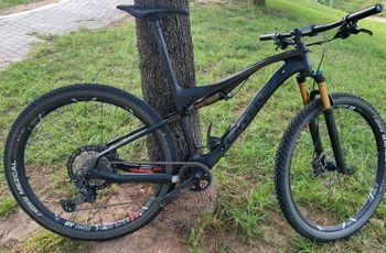 Used Orbea OIZ M10 2018 2018 Mountainbike, Negro — image 1 of 6